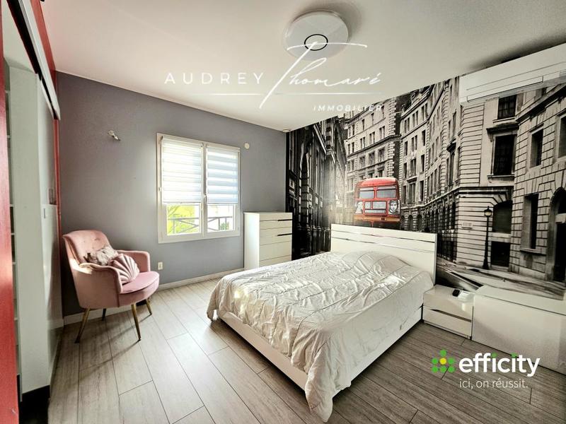 Pavillon - 140 m² - 6 pièces