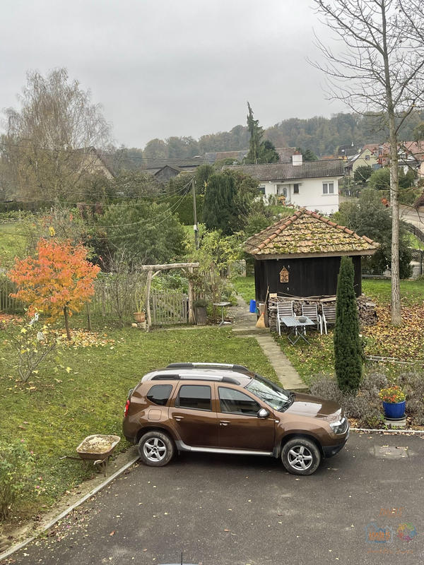 Maison - 269 m² - 9 pièces