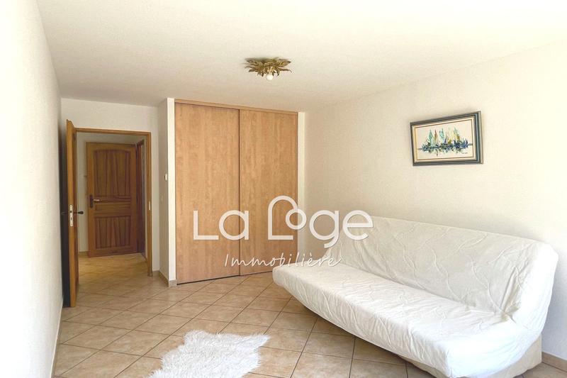 Maison - 208 m² - 8 pièces