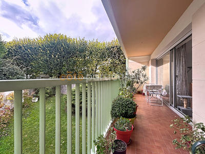 Appartement - 87 m² - 5 pièces