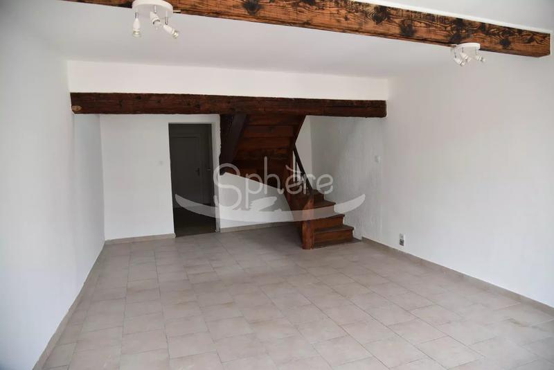 Appartement - 82 m² - 5 pièces