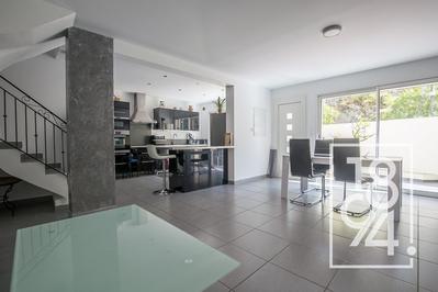 Villa - 107 m² - 5 pièces