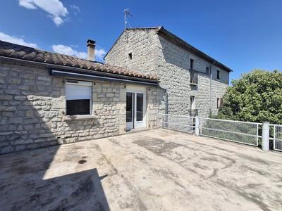 Maison - 175 m² - 11 pièces