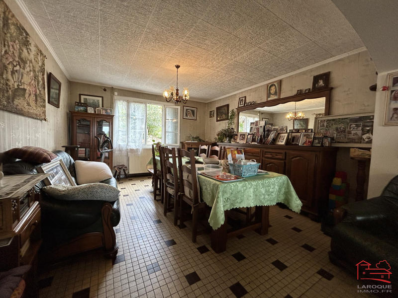 Maison ancienne - 186 m² - 8 pièces