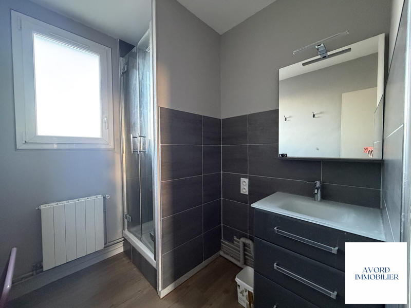 Appartement - 56 m² - 3 pièces