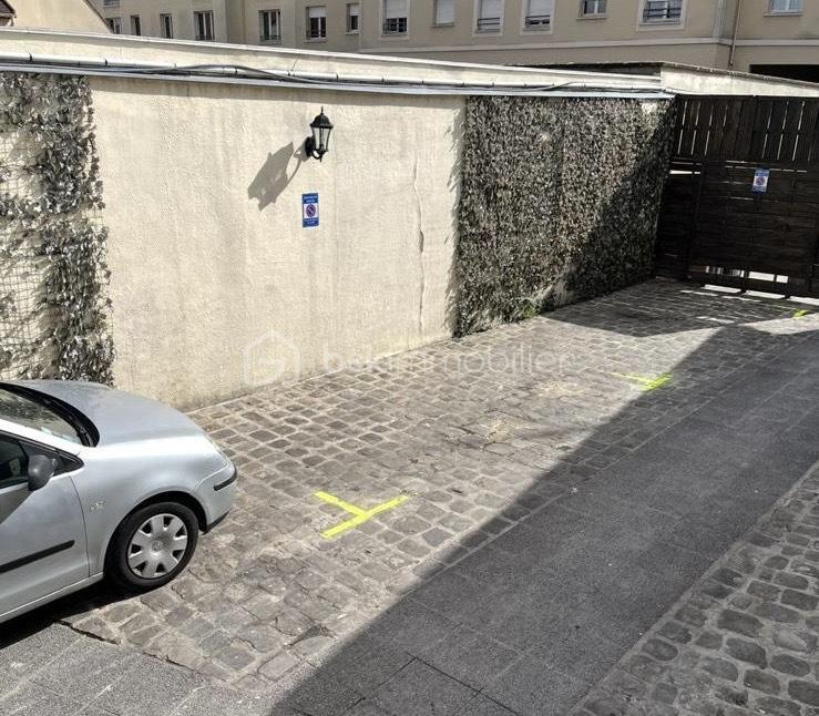 Parking - 12 m²