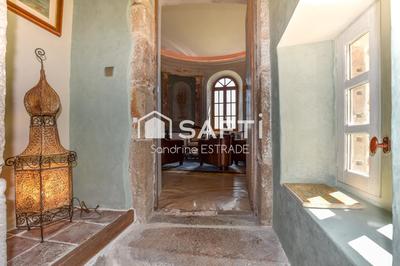 Maison - 296 m² - 7 pièces