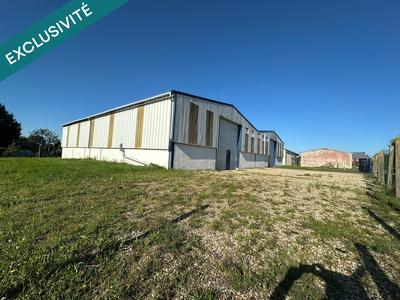 Local commercial - 906 m² - 1 pièce