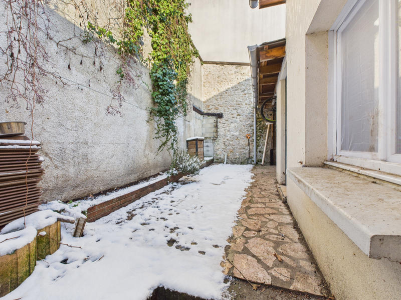 Maison - 75 m² - 5 pièces