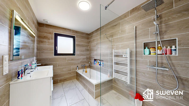 Villa - 150 m² - 6 pièces