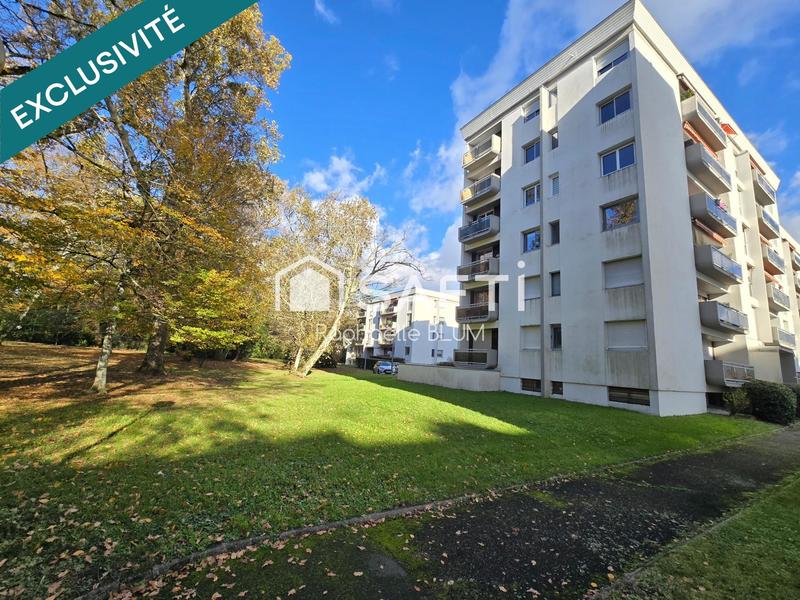 Appartement - 99 m² - 5 pièces