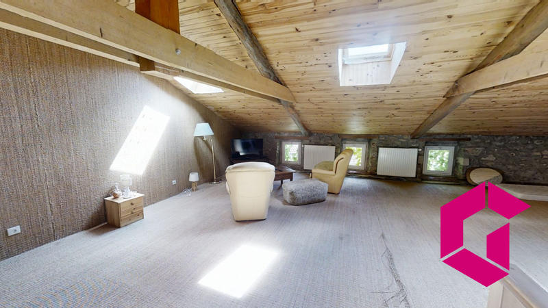 Maison ancienne - 175 m² - 5 pièces