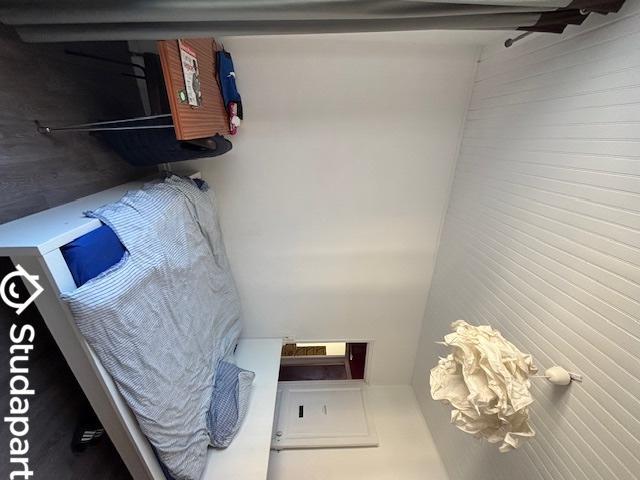 Chambre - 14 m² - 1 pièce