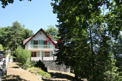 Maison - 209 m² - 9 pièces