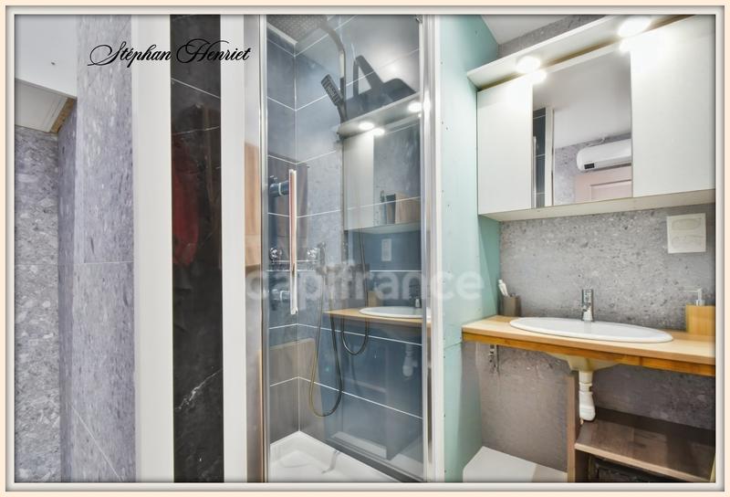 Immeuble - 264 m² - 15 pièces