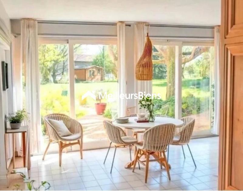 Maison de campagne - 210 m² - 8 pièces