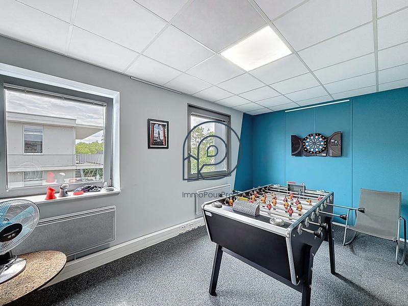 Bureau - 305 m²
