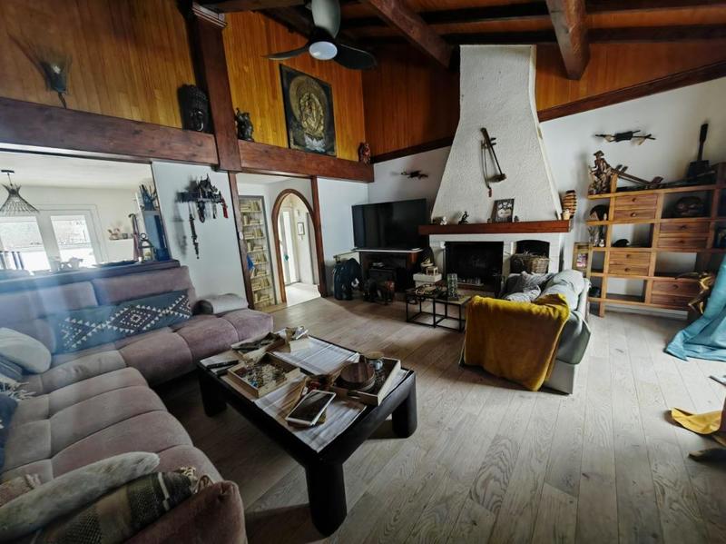 Maison - 112 m² - 4 pièces