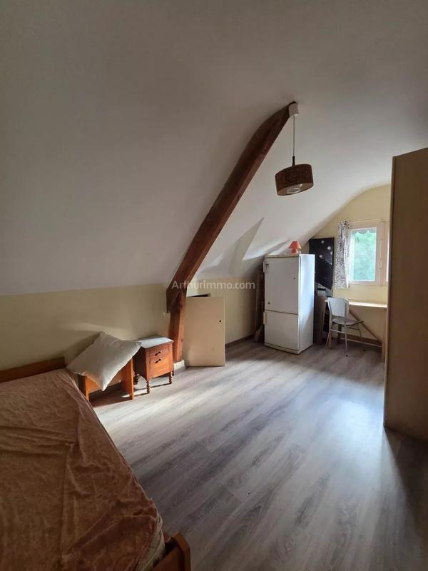 Maison - 167 m² - 9 pièces