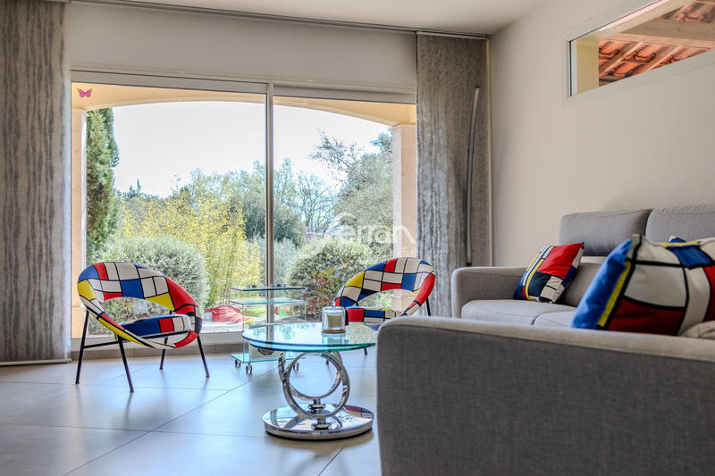 Maison - 179 m² - 6 pièces