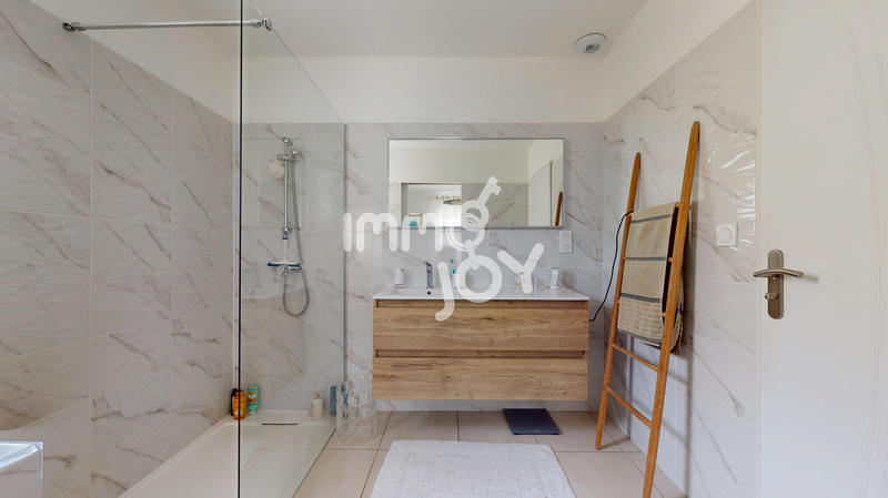 Maison - 73 m² - 2 pièces