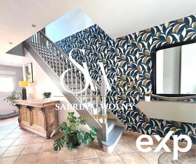 Maison traditionnelle - 195 m² - 6 pièces