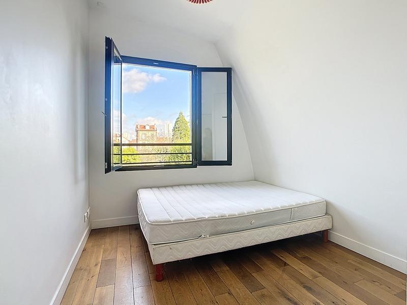 Maison - 181 m² - 8 pièces