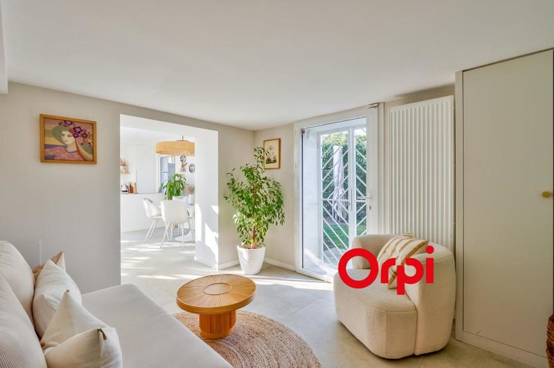 Maison - 190 m² - 8 pièces