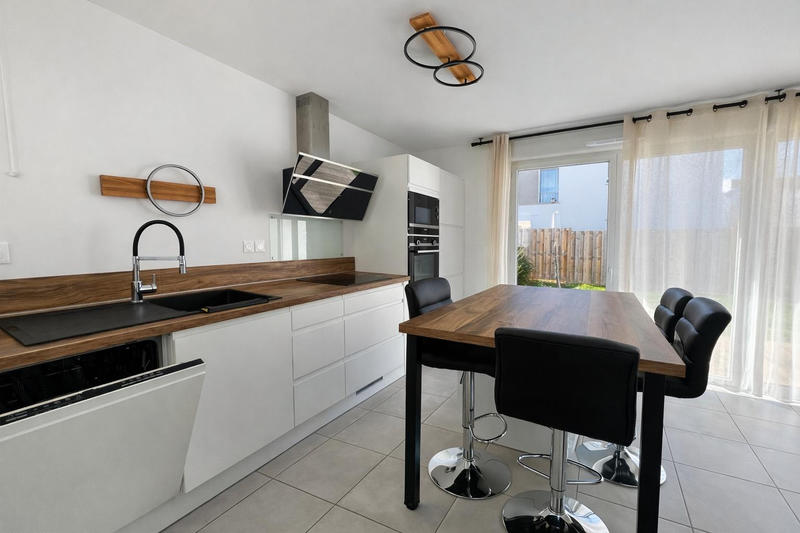 Maison - 65 m² - 3 pièces