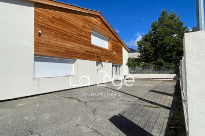 Local commercial - 700 m²