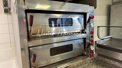 Local commercial - 120 m² - 3 pièces