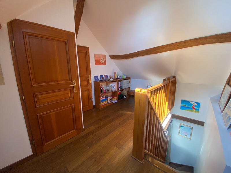 Maison - 178 m² - 5 pièces