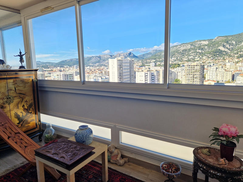 Appartement - 105 m² - 5 pièces