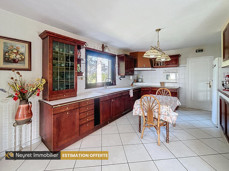 Maison - 158 m² - 7 pièces