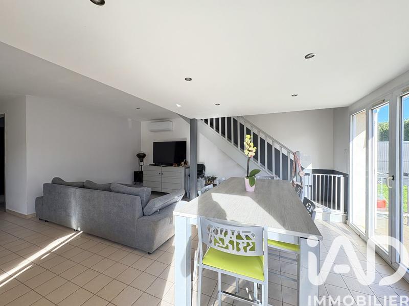 Maison - 108 m² - 5 pièces