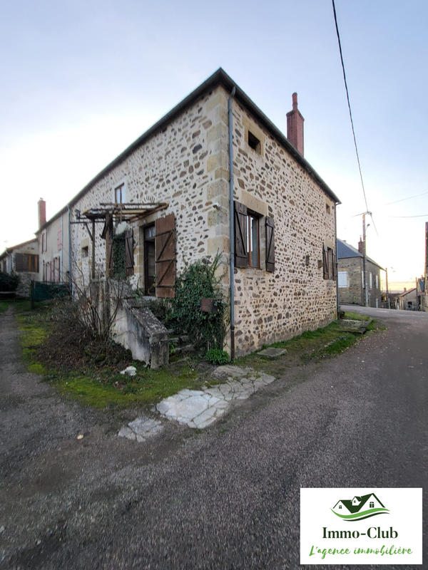 Maison ancienne - 180 m² - 3 pièces