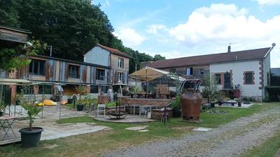 Propriété - 300 m² - 8 pièces