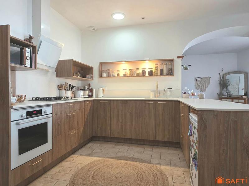 Maison de village - 210 m² - 7 pièces