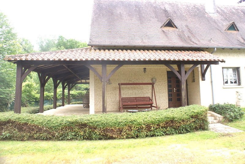 Maison - 138 m² - 9 pièces