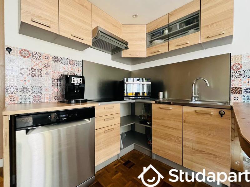 Chambre - 11 m² - 1 pièce