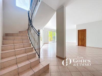 Maison - 151 m² - 5 pièces