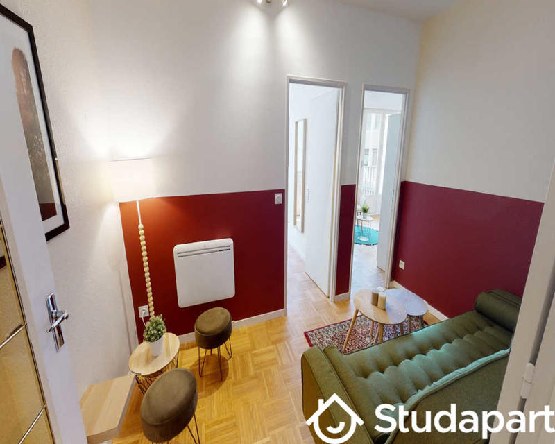 Chambre - 90 m² - 1 pièce