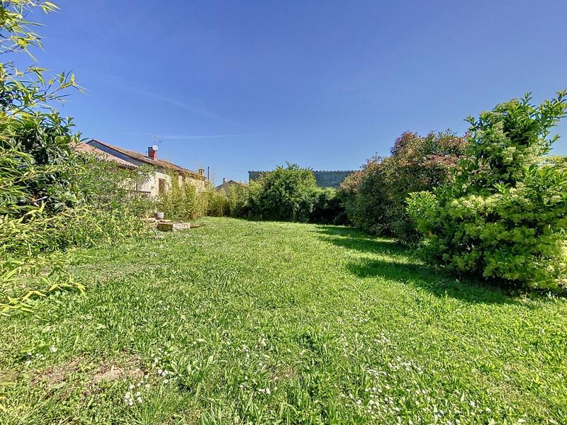 Maison - 263 m² - 7 pièces