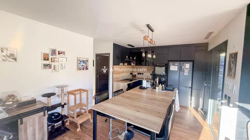 Maison - 100 m² - 5 pièces