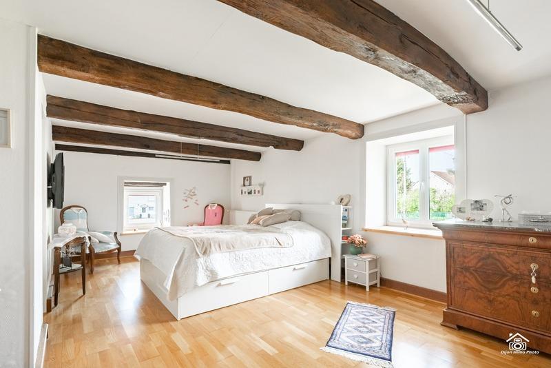 Maison - 272 m² - 8 pièces