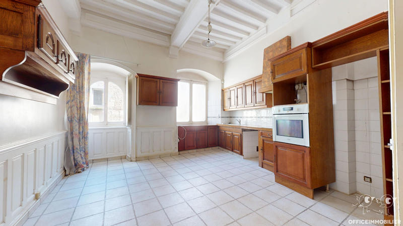 Appartement - 180 m² - 5 pièces