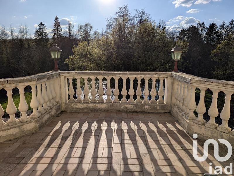 Maison - 236 m² - 11 pièces