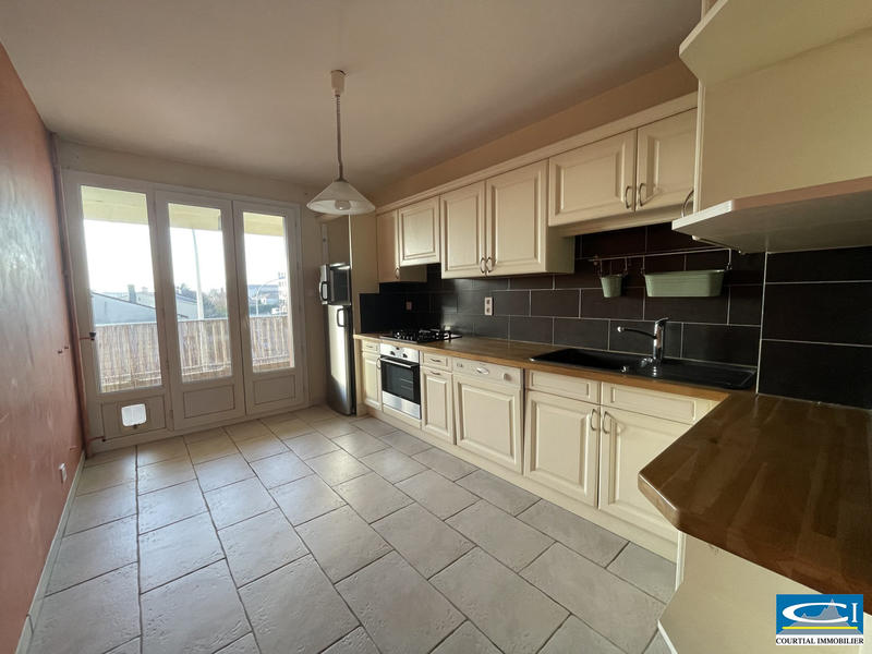 Appartement - 100 m² - 4 pièces