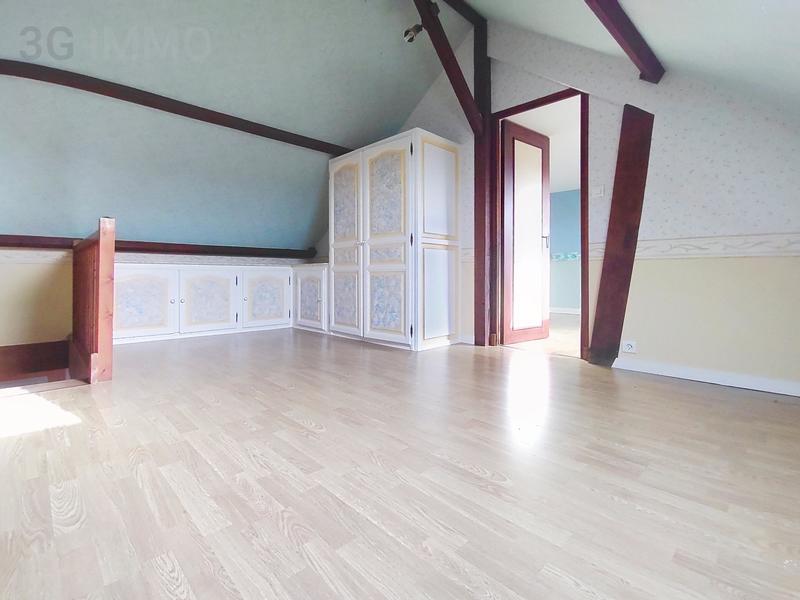 Maison - 146 m² - 8 pièces