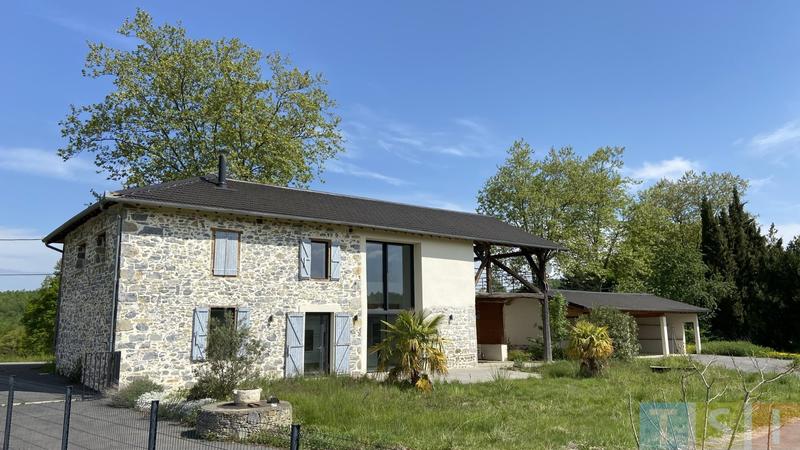 Maison - 183 m² - 6 pièces